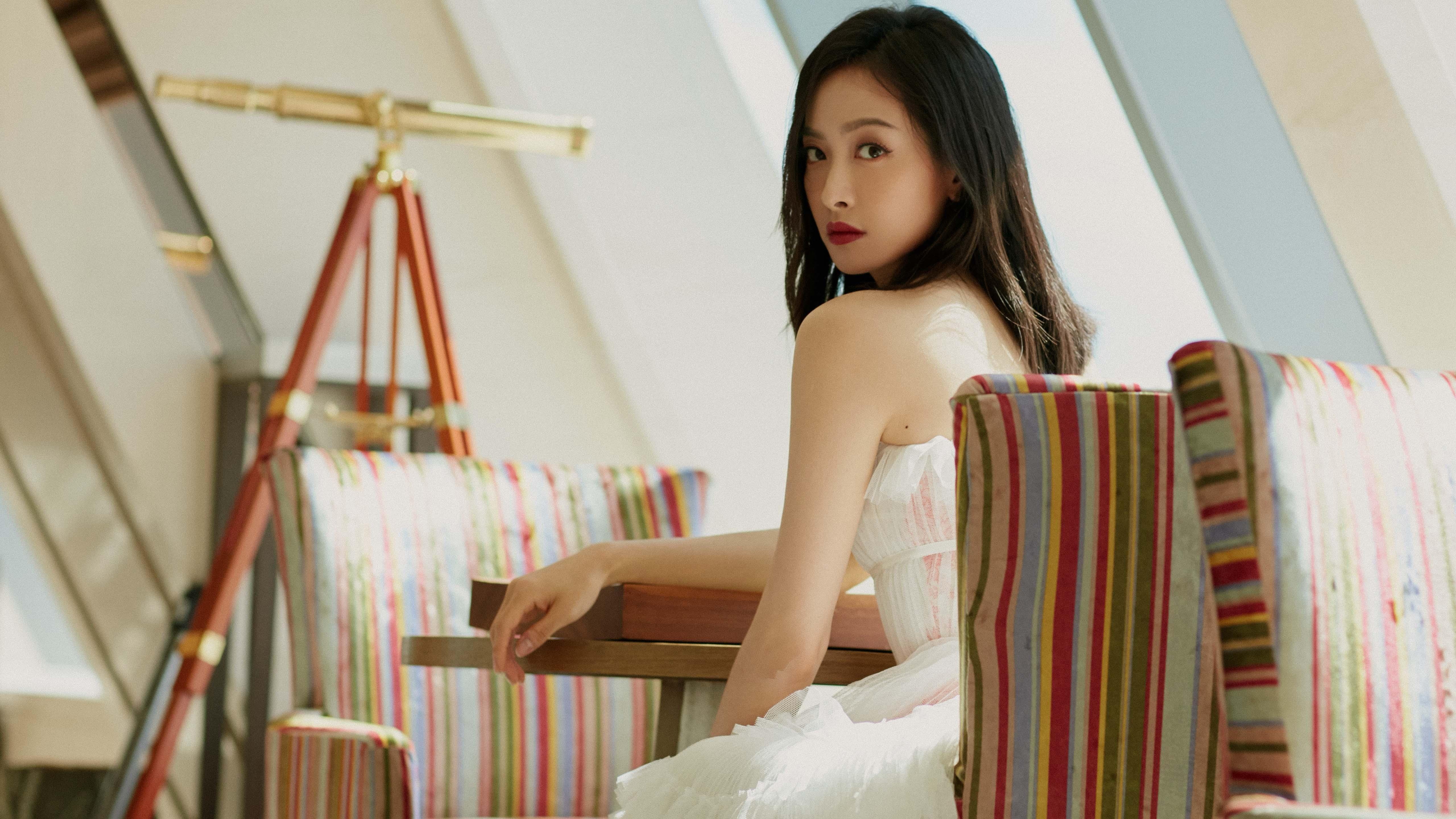 Jiu You-伊朗马术协会与欧洲马术协会签署合作协议，共同举办国际赛事。