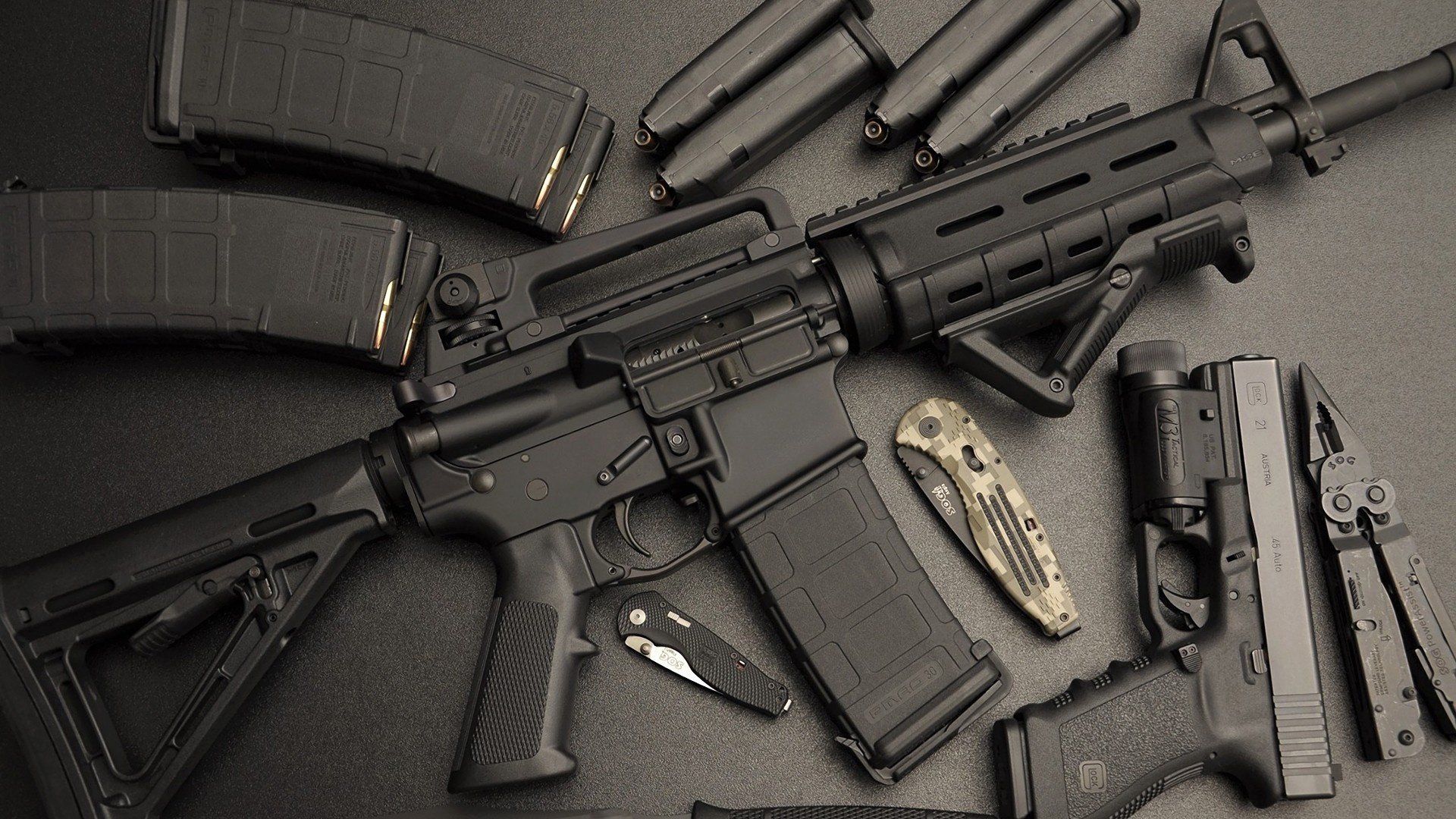 公牛险胜湖人，关键一役中德罗赞连续抢断建功，公牛德里克罗斯图片