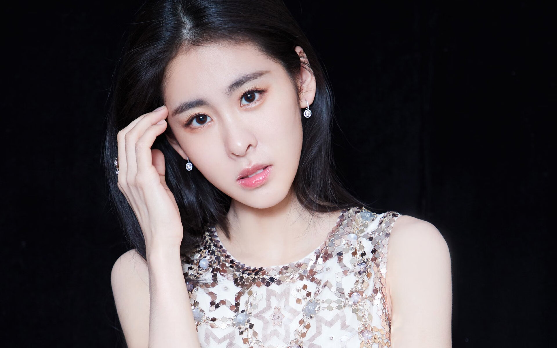 九游娱乐APP-女足世界杯赛场气氛热烈，女足世界杯受追捧